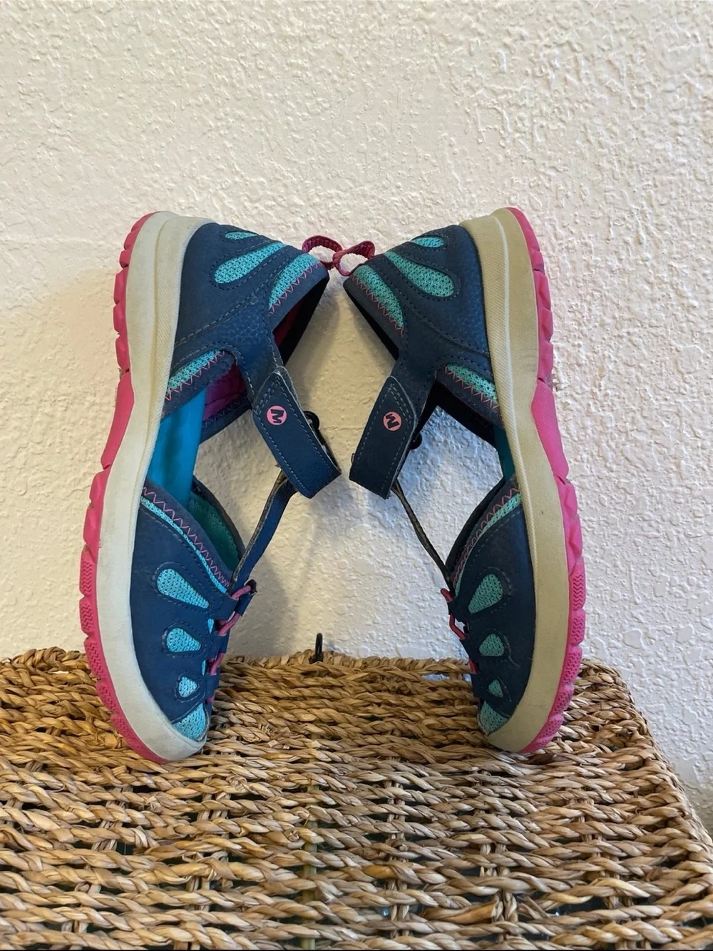 size 3 Girls Merrell water shoes, sandals